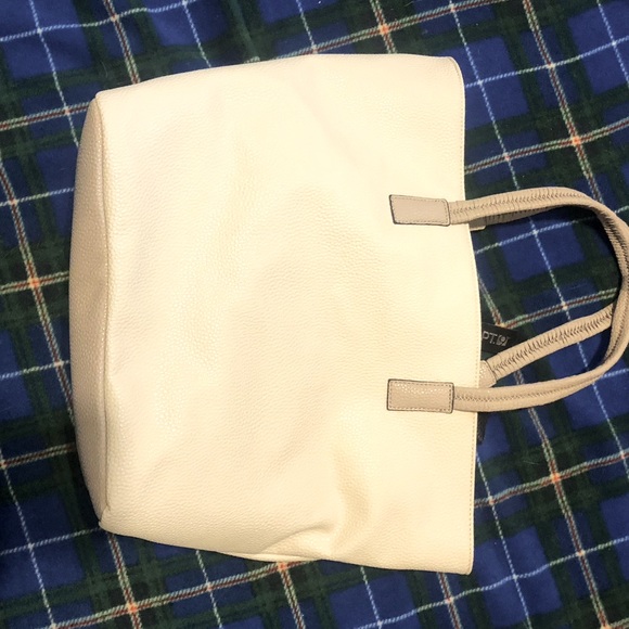 NWT Apt.9 cream/ sand coloured handbag - Picture 3 of 6